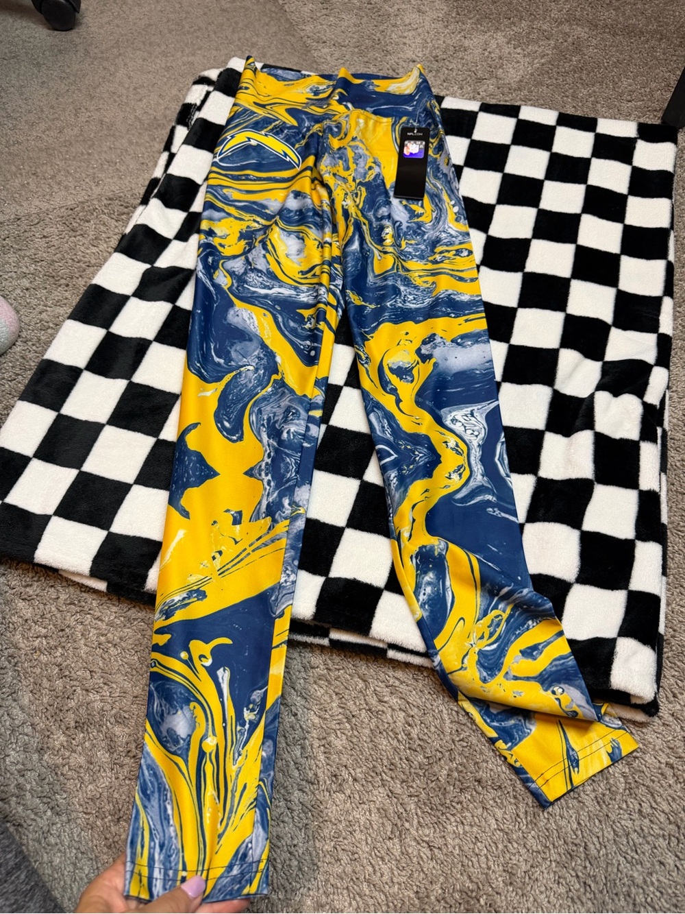 Majestic Chargers NFL Yellow & Navy Marble-Print Joggers